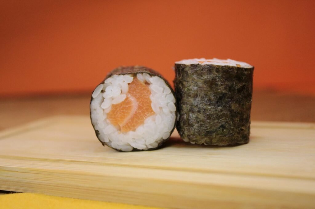 Sushi em Casa Sem Complicação: O Guia Definitivo para Iniciantes — como fazer sushi simples em casa sem equipamento | De Colh