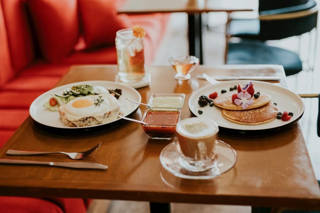 Brunch em Casa Perfeito: O Guia Definitivo Para Receber Com Estilo e Sabor — como fazer um brunch em casa perfeito | De Colhe